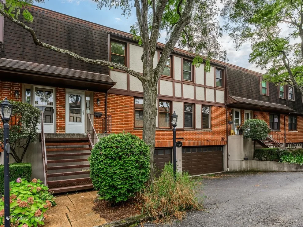 Unit for sale at 1454 Glencoe Avenue, Highland Park, IL 60035