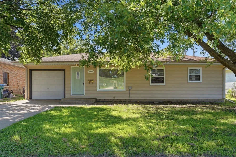 Unit for sale at 1304 11th Avenue, Rock Falls, IL 61071