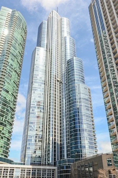 Unit for sale at 1211 S Prairie Avenue, Chicago, IL 60605