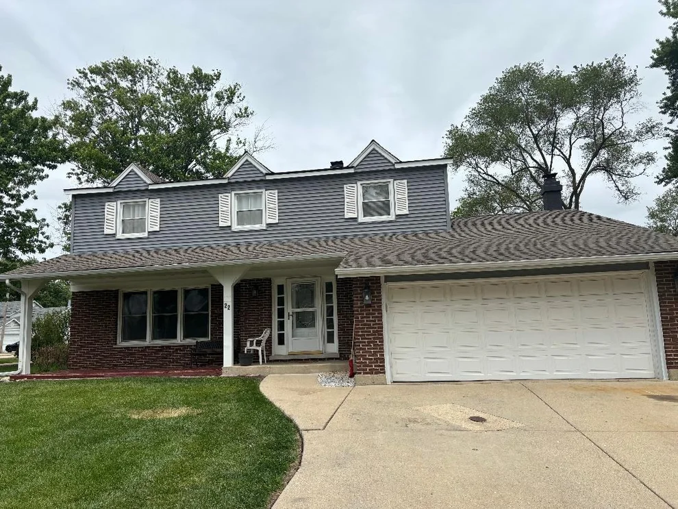 Unit for sale at 22 University Drive, Buffalo Grove, IL 60089
