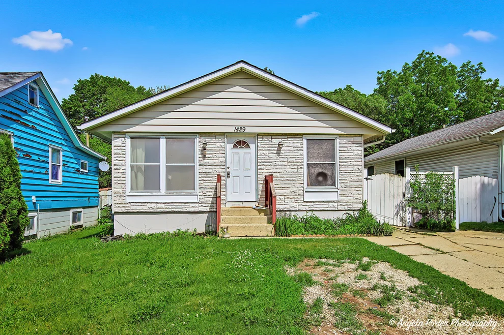 Unit for sale at 1429 N Pleasant Drive, Round Lake Beach, IL 60073