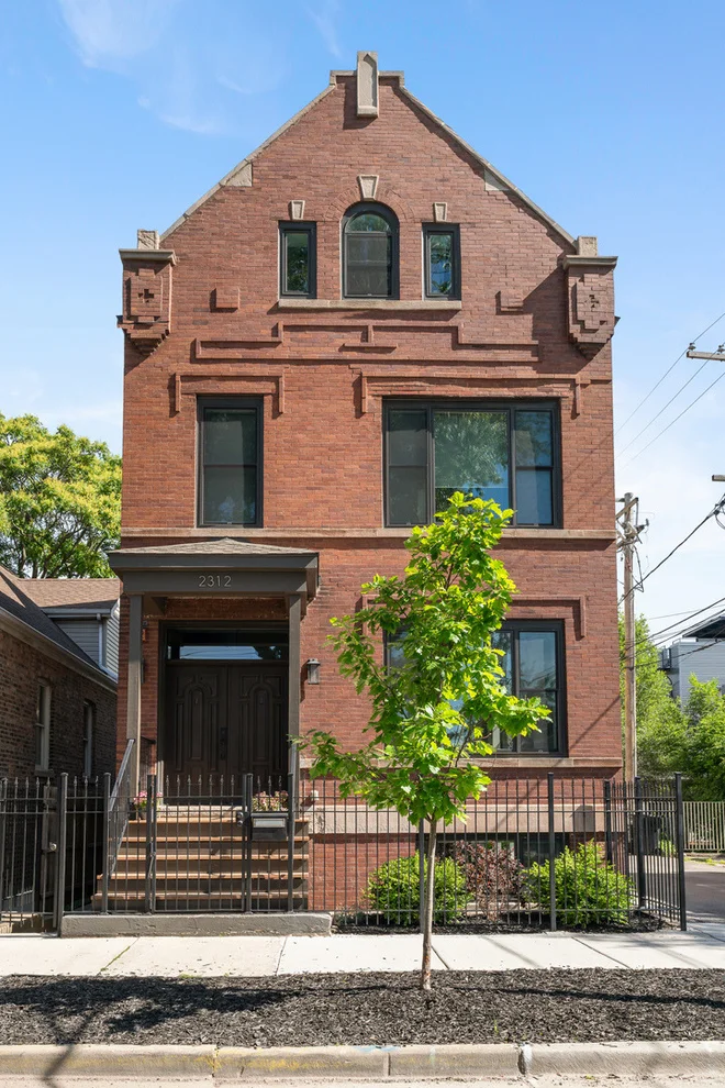 Unit for sale at 2312 W Charleston Street, Chicago, IL 60647