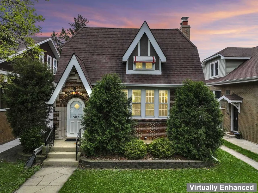 Unit for sale at 6628 N Onarga Avenue, Chicago, IL 60631