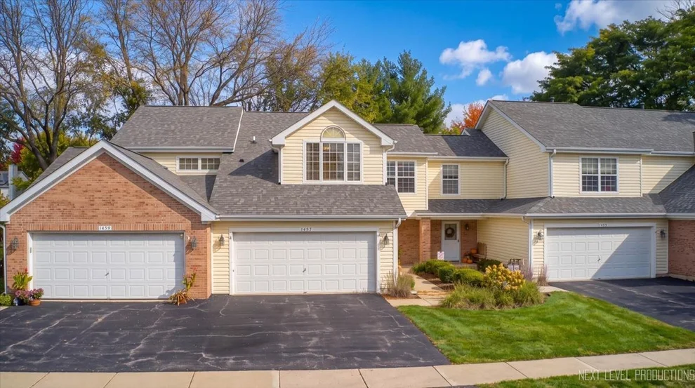 Unit for sale at 1457 Clybourne Street, Batavia, IL 60510
