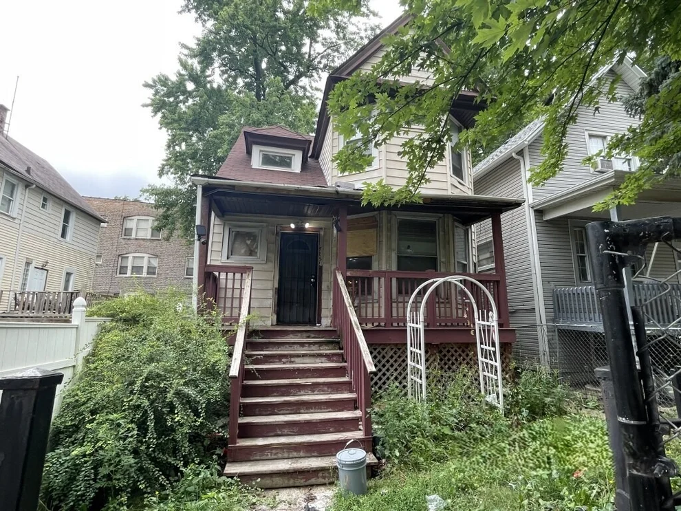 Unit for sale at 5252 W Ferdinand Street, Chicago, IL 60644