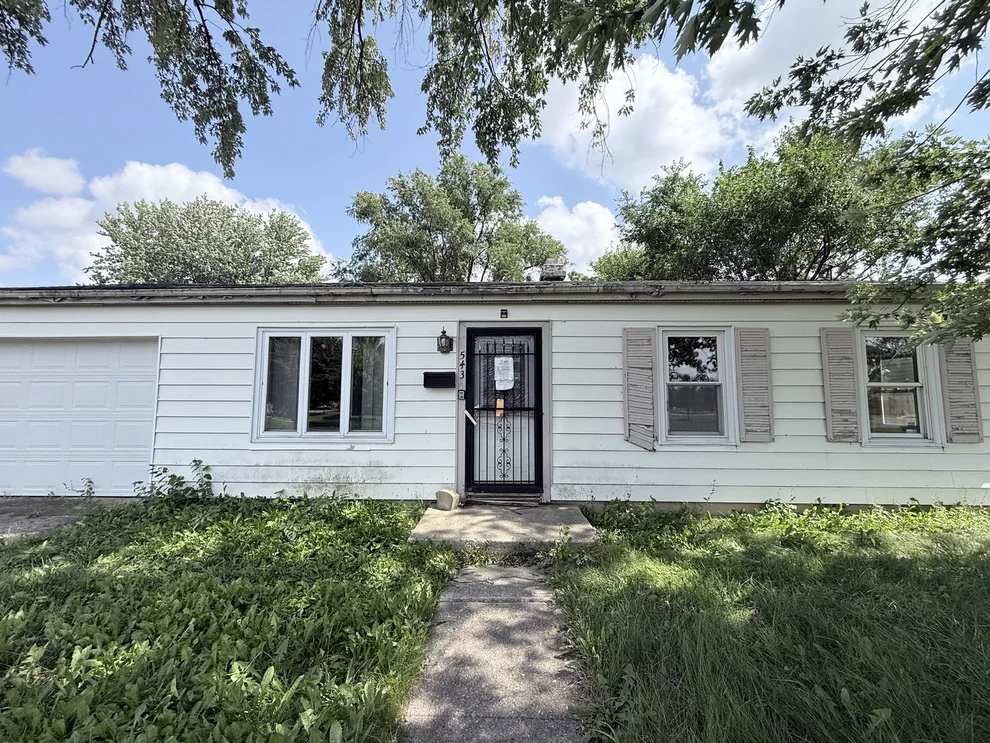 Unit for sale at 543 Glen Avenue, Romeoville, IL 60446