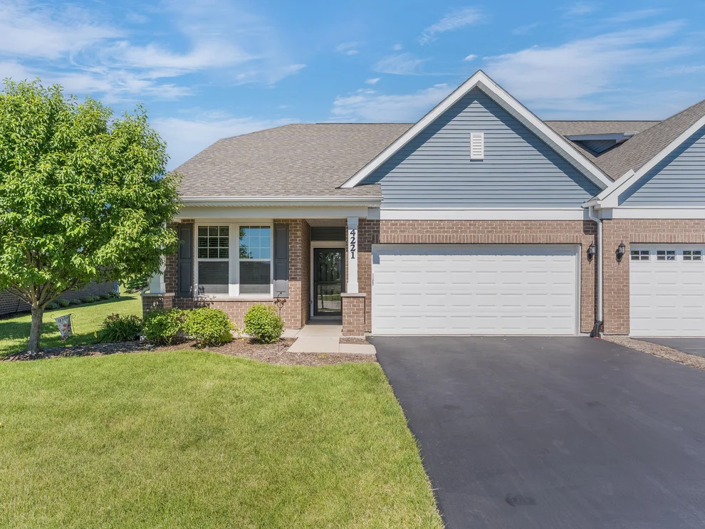 Unit for sale at 4221 Lobo Court, Naperville, IL 60564