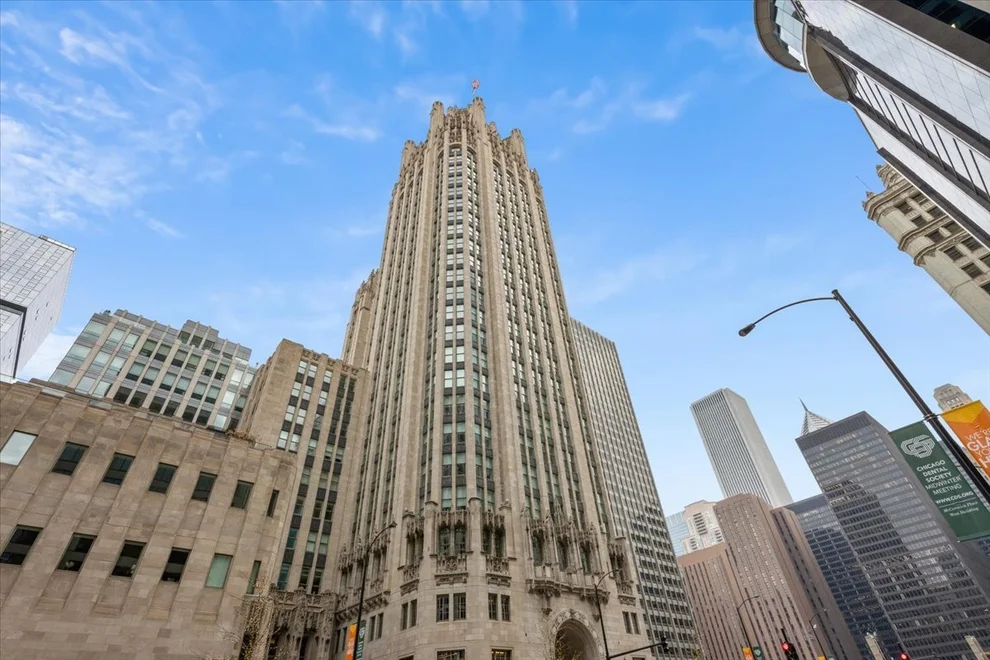 Unit for sale at 435 N Michigan Avenue, Chicago, IL 60611