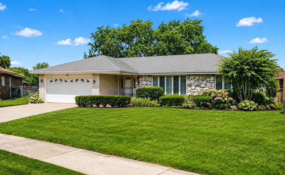 Unit for sale at 7758 Sequoia Court, Orland Park, IL 60462