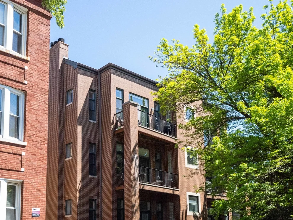 Unit for sale at 1615 N Claremont Avenue, Chicago, IL 60647