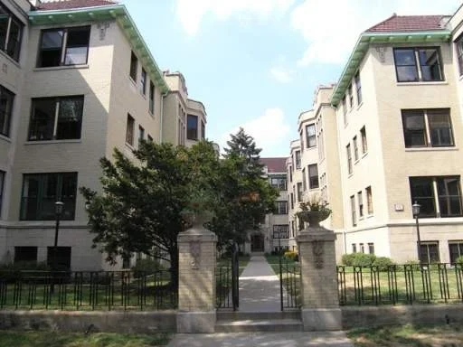 Unit for sale at 1426 W Lunt, Chicago, IL 60626