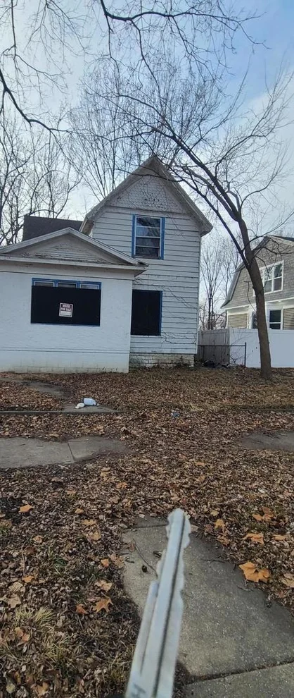 Unit for sale at 469 S WILDWOOD Avenue, Kankakee, IL 60901