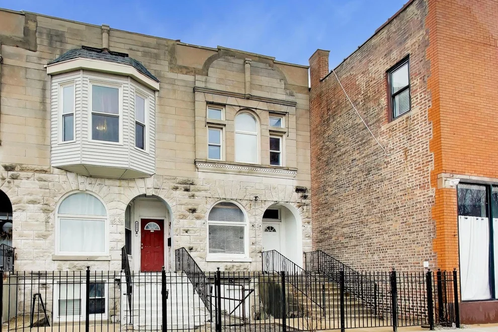 Unit for sale at 4505 S Indiana Avenue, Chicago, IL 60653