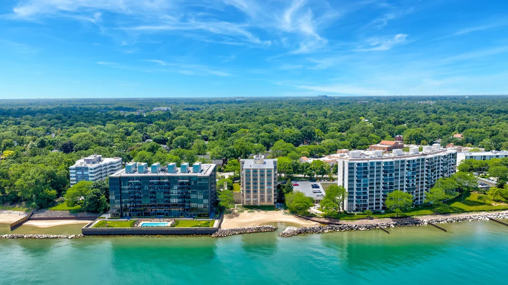 Unit for sale at 1440 SHERIDAN Road, Wilmette, IL 60091