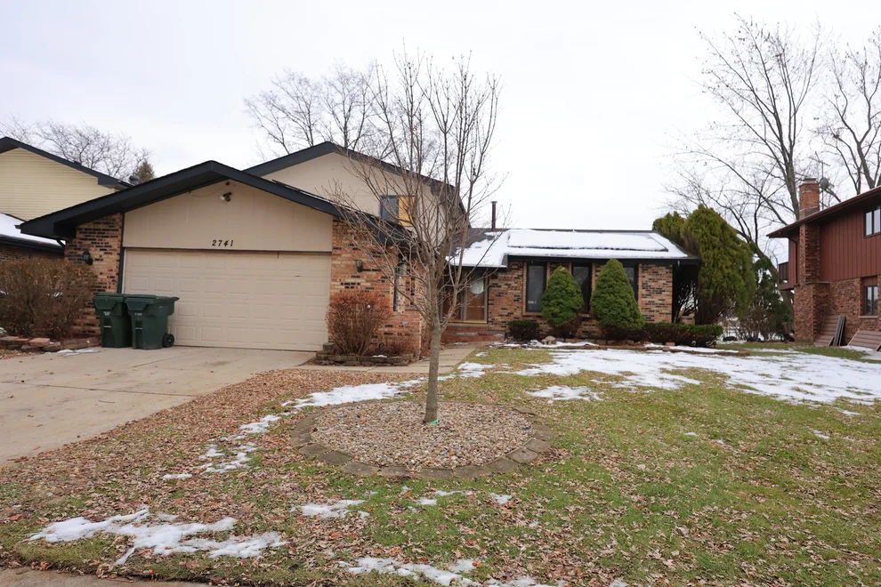 Unit for sale at 2741 LIGHTHOUSE Court, Lynwood, IL 60411