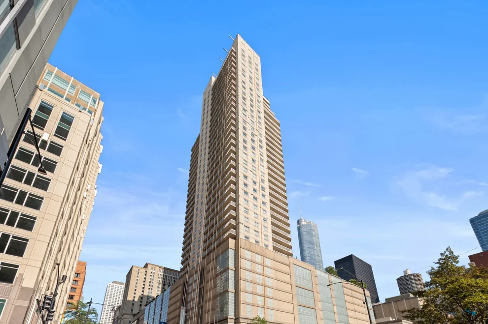 Unit for sale at 545 N Dearborn Street, Chicago, IL 60654