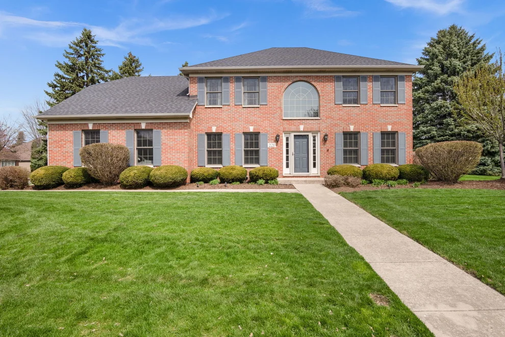 Unit for sale at 221 Sauk Drive, Batavia, IL 60510