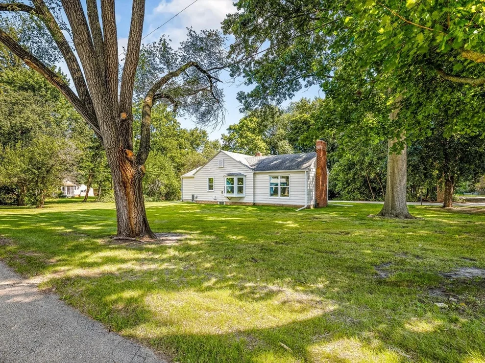 Unit for sale at 5504 Conrad Avenue, Rockford, IL 61108