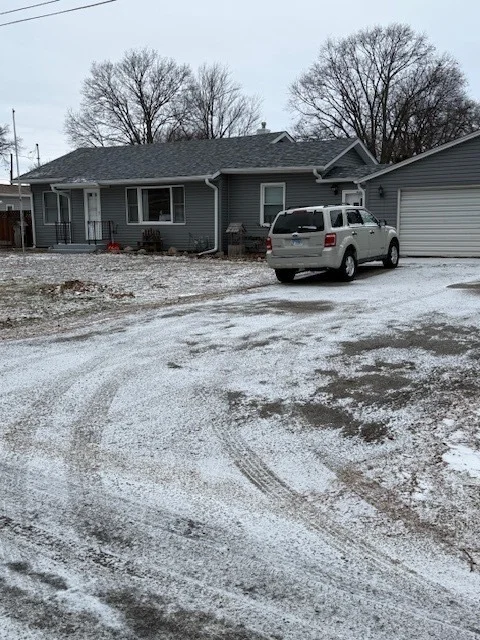 Unit for sale at 210 W South Street, Sheffield, IL 61361