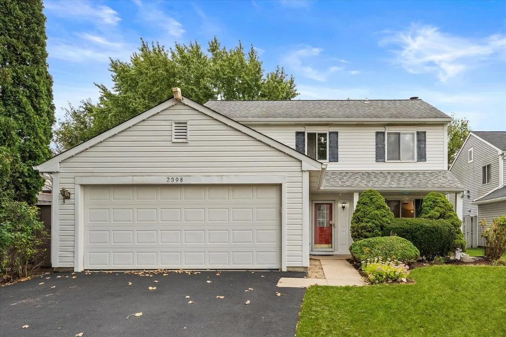 Unit for sale at 2398 Blue Spruce Lane, Aurora, IL 60502