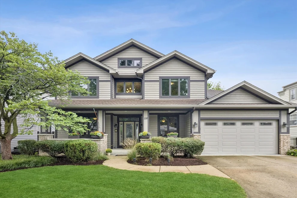 Unit for sale at 158 E Columbia Avenue, Elmhurst, IL 60126