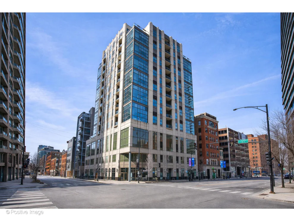 Unit for sale at 150 W Superior Street, Chicago, IL 60654