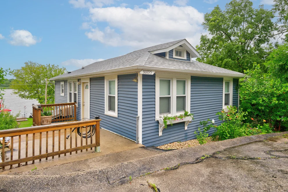 Unit for sale at 38895 N Maple Avenue, Lake Villa, IL 60046