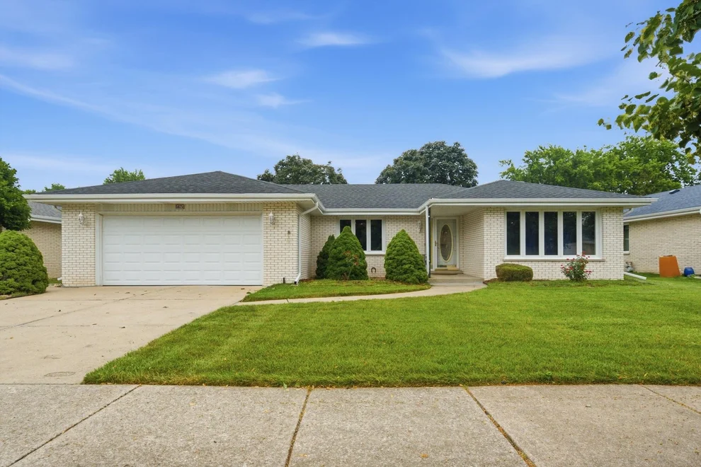 Unit for sale at 15625 NARCISSUS Lane, Orland Park, IL 60462