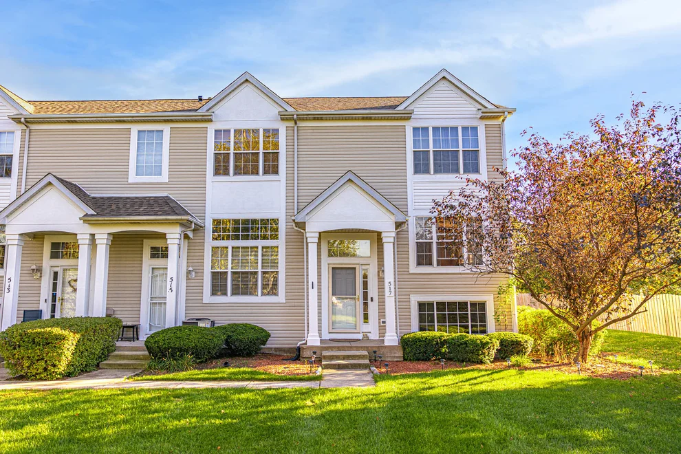 Unit for sale at 517 Silver Leaf Drive, Joliet, IL 60431
