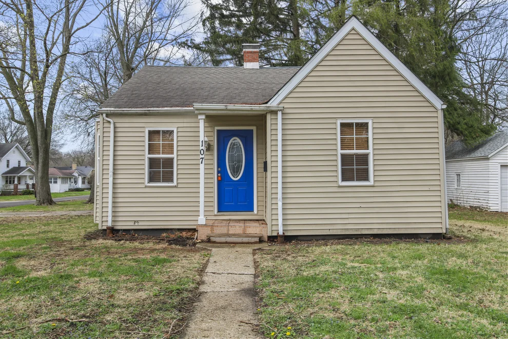 Unit for sale at 107 S Draper Avenue, Champaign, IL 61821