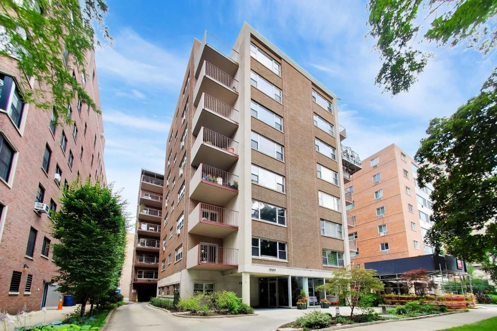 Unit for sale at 1508 Hinman Avenue, Evanston, IL 60201