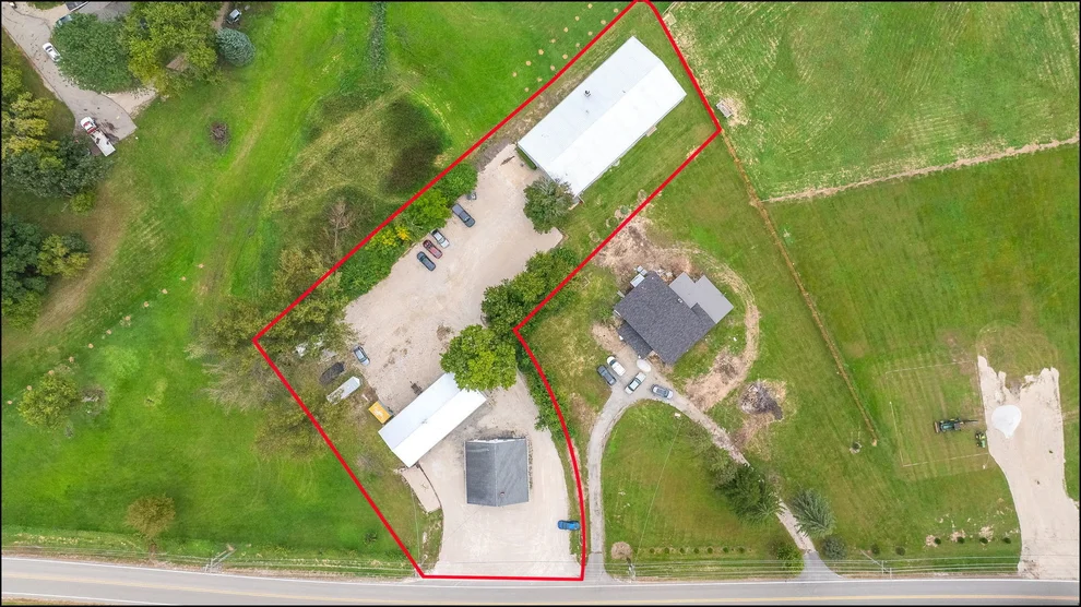 Unit for sale at 2450 S Cannonball Trail, Bristol, IL 60512