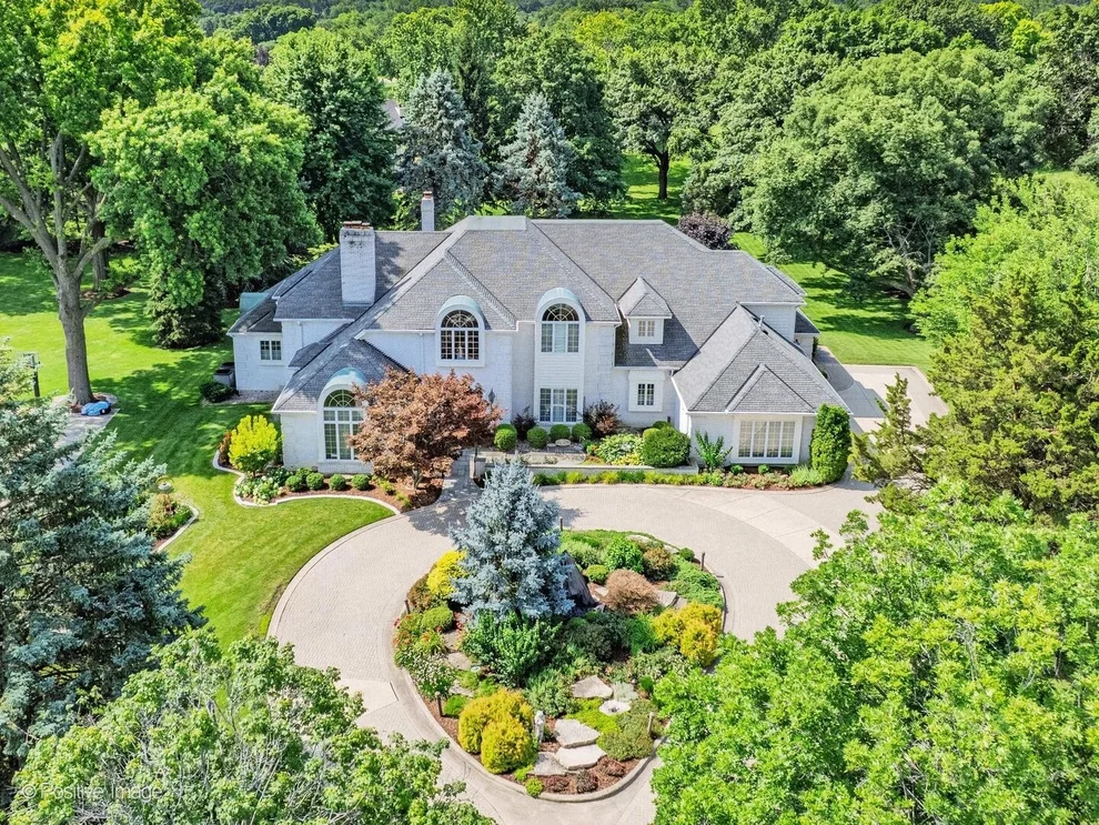 Unit for sale at 14 Olympia Court, Oak Brook, IL 60523