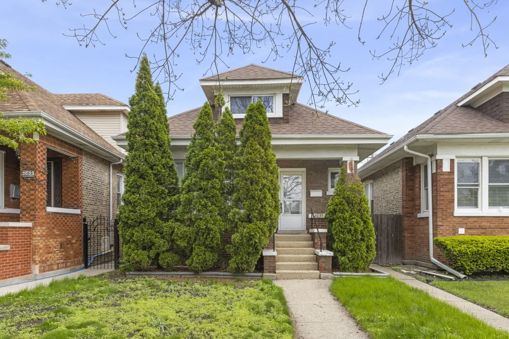 Unit for sale at 2831 N Kildare Avenue, Chicago, IL 60641