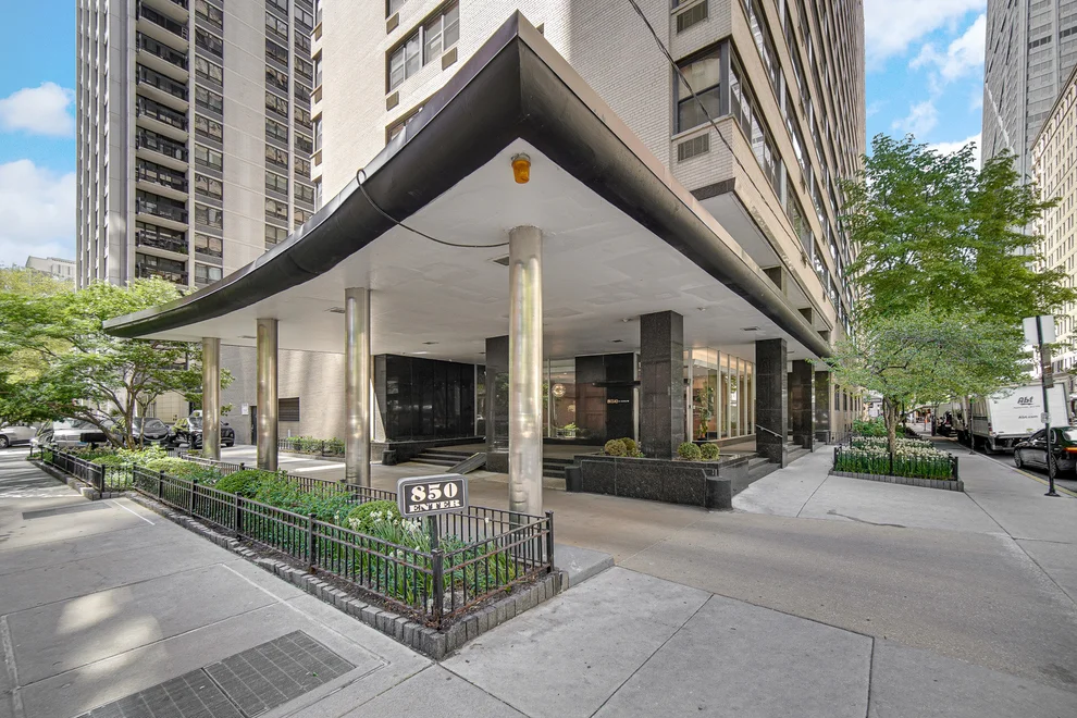 Unit for sale at 850 N Dewitt Place, Chicago, IL 60611