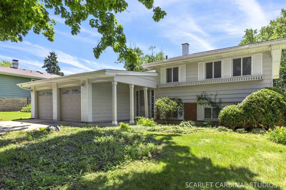 Unit for sale at 21W061 Kensington Road, Lombard, IL 60148