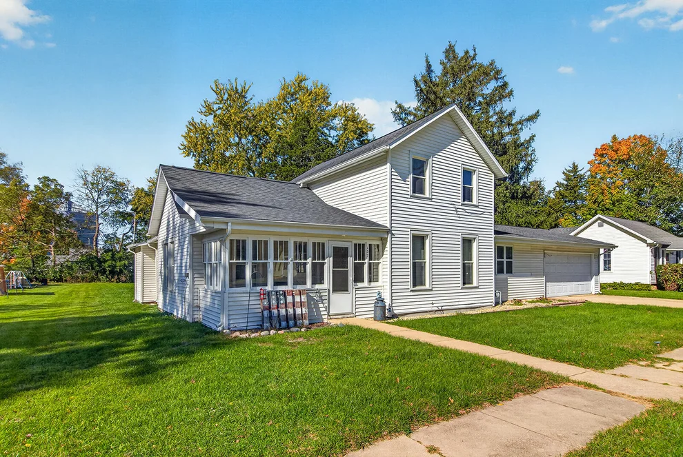 Unit for sale at 132 Walnut Street, Stillman Valley, IL 61084