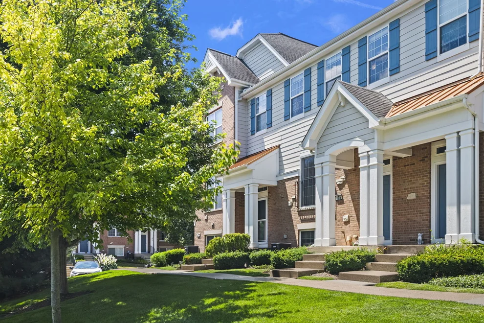 Unit for sale at 105 Arcadia Lane, Lake Zurich, IL 60047