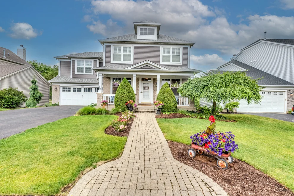 Unit for sale at 263 Sunbury Drive, St. Charles, IL 60175