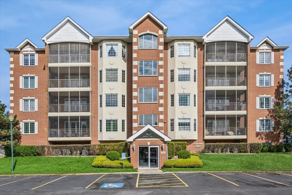 Unit for sale at 7920 Trinity Circle, Tinley Park, IL 60487