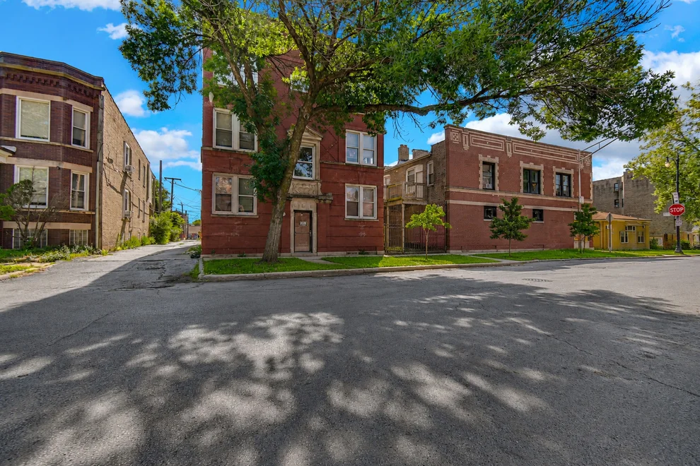 Unit for sale at 342 E 71st Street, Chicago, IL 60619