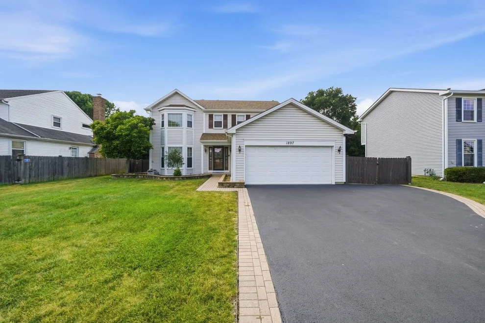 Unit for sale at 1897 Pastoral Lane, Hanover Park, IL 60133