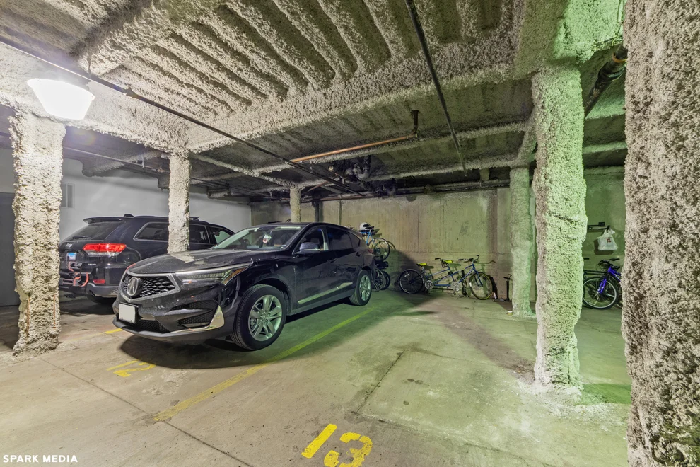 Unit for sale at 1215 W Gunnison Street, Chicago, IL 60640