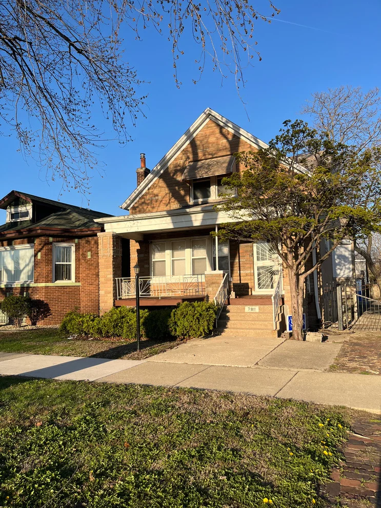 Unit for sale at 7811 S Wabash Avenue, Chicago, IL 60619