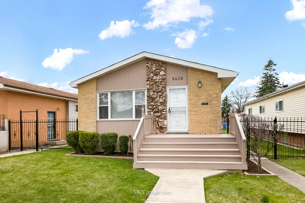 Unit for sale at 9428 S Perry Avenue, Chicago, IL 60620