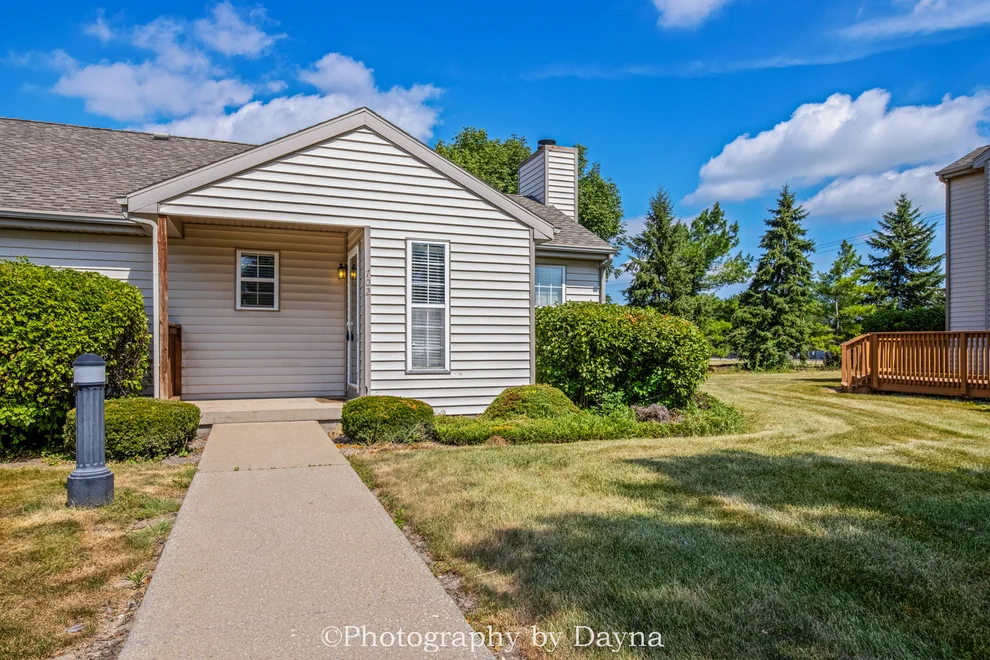 Unit for sale at 702 Huntington Court, Bourbonnais, IL 60914