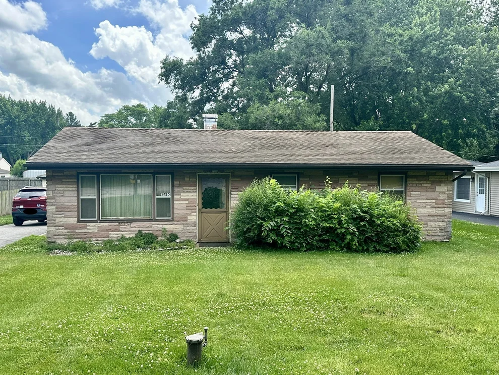 Unit for sale at 5425 Sand Ridge Road, Morris, IL 60450