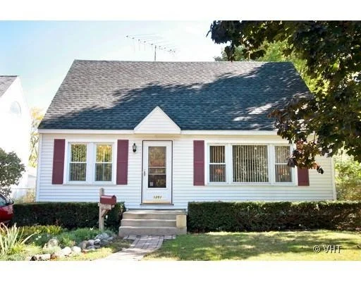 Unit for sale at 1251 Arbor Avenue, HIGHLAND PARK, IL 60035