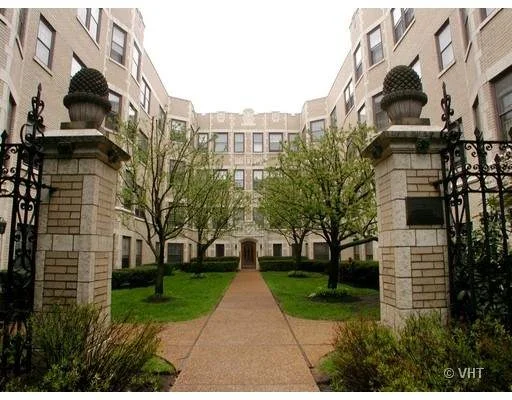 Unit for sale at 824 Judson, EVANSTON, IL 60202