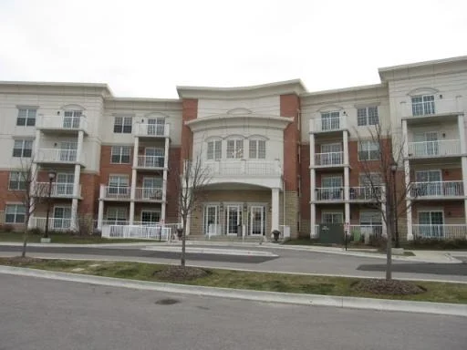Unit for sale at 701 W Rand Road, ARLINGTON HEIGHTS, IL 60004